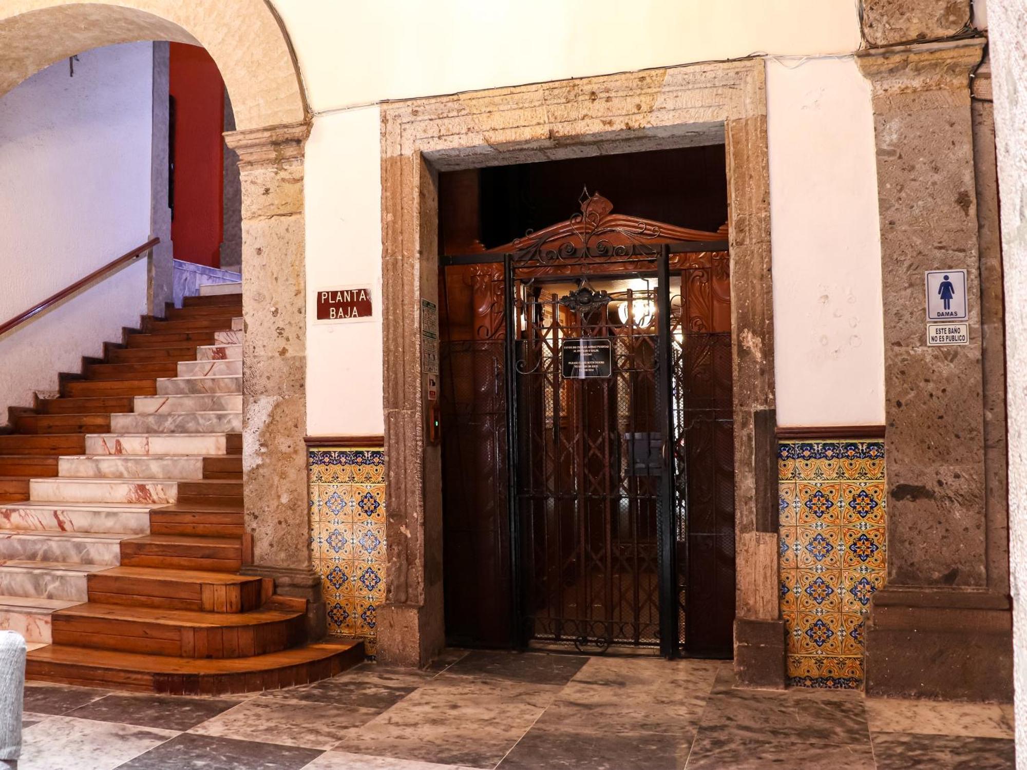 Hotel Frances Guadalajara Exterior foto